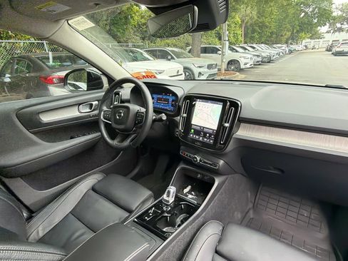Certified 2023 Volvo XC40 B5 Plus w/ Protection Package Premier AWD/4WD image 56