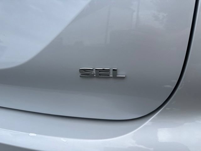 Used 2025 Mitsubishi Outlander SEL AWD/4WD image 10