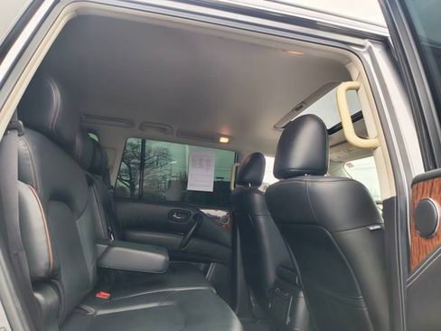 Used 2019 Nissan Armada SL w/ Premium Package image 33