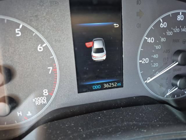 Used 2025 Toyota Corolla LE FWD image 10