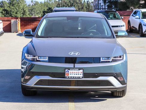 New 2026 Hyundai Ioniq 5 SEL image 2