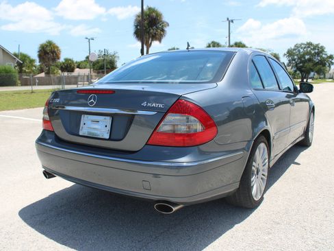 Used 2007 Mercedes-Benz E 350 4MATIC Sedan image 25