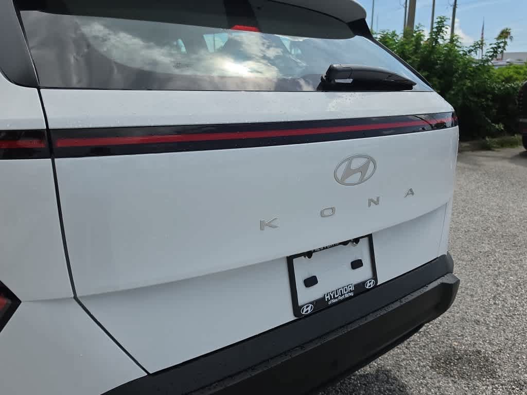 New 2027 Hyundai Kona SE FWD image 13