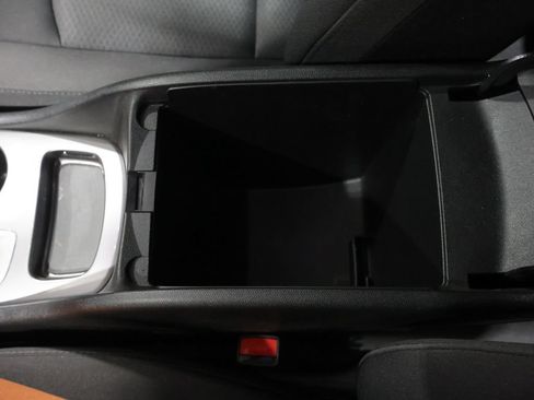 Used 2021 Chevrolet Malibu LS FWD image 28