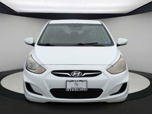 Used 2013 Hyundai Accent GLS image 3