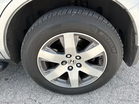 Used 2014 Honda Pilot Touring image 9