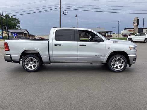 New 2026 RAM 1500 Big Horn AWD/4WD image 5