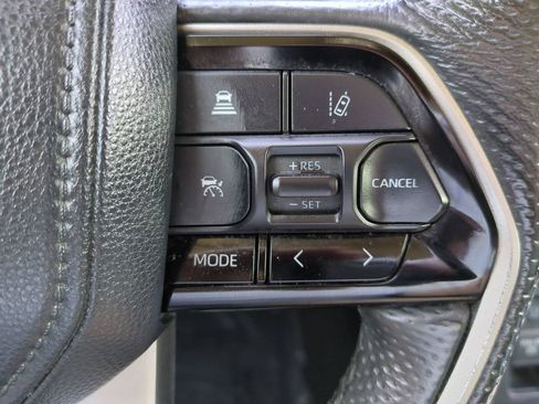 Used 2024 Toyota Tundra Limited AWD/4WD image 26