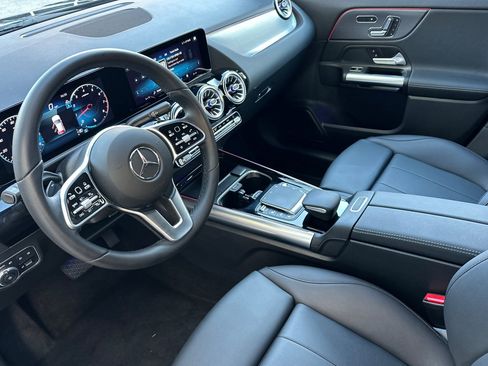 Used 2023 Mercedes-Benz GLA 250 image 9