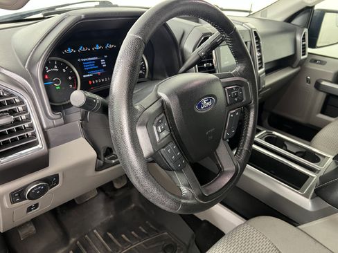 Used 2016 Ford F150 XLT w/ Equipment Group 302A Luxury image 15