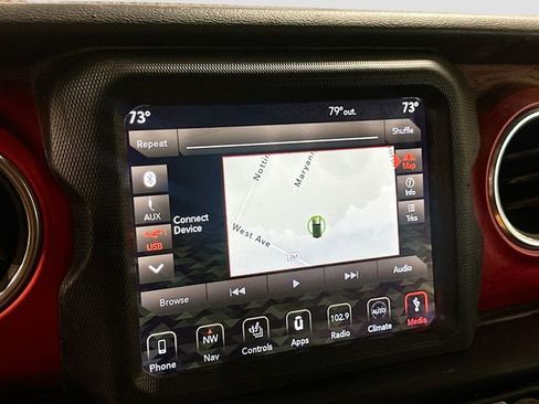 Used 2018 Jeep Wrangler Unlimited Rubicon w/ Dual Top Group image 17