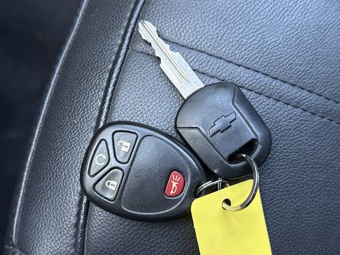 Used 2012 Chevrolet Captiva Sport LTZ image 28