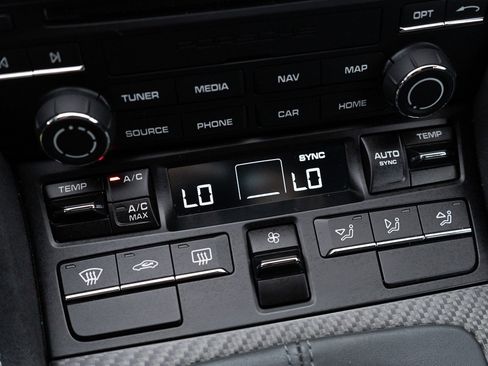 Used 2023 Porsche 718 Cayman GT4 RS image 29