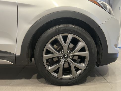 Used 2017 Hyundai Santa Fe Sport w/ 2.0T Ultimate Tech Package 05 AWD/4WD image 10