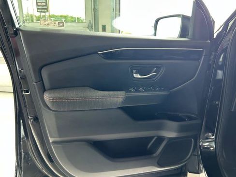 Used 2024 Honda Pilot Sport image 14