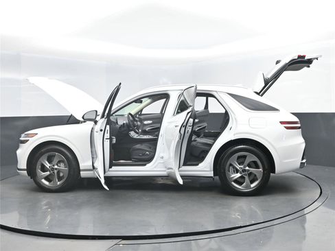 Used 2026 Genesis GV70 2.5T image 20