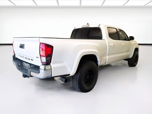 Used 2019 Toyota Tacoma SR5 RWD image 4