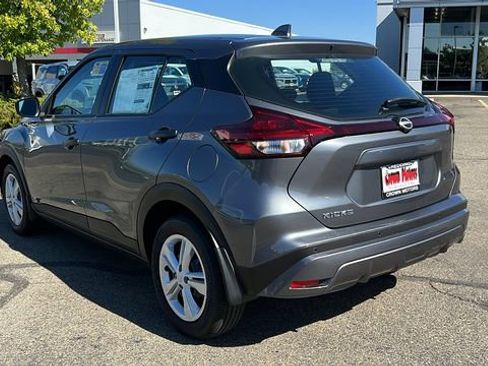 New 2025 Nissan Kicks Play S image 6