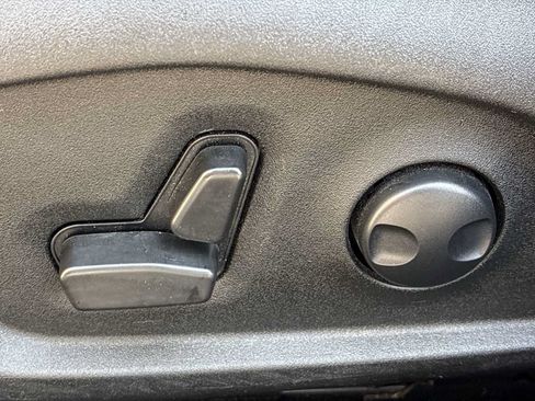 Used 2022 Jeep Renegade Trailhawk AWD/4WD image 14