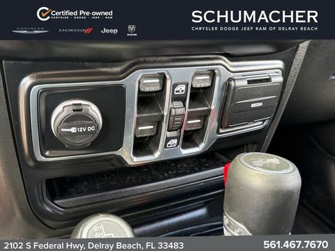 Certified 2022 Jeep Wrangler Unlimited Sahara w/ LED Lighting Group AWD/4WD image 19