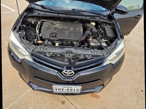 Used 2016 Toyota Corolla LE FWD image 6