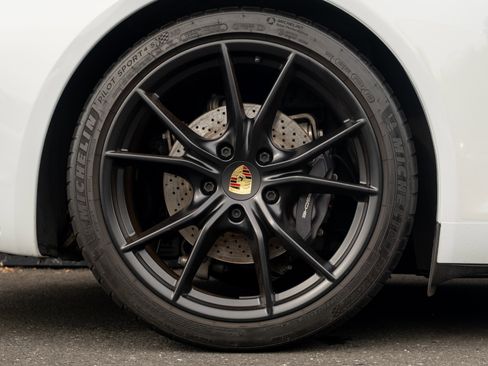 Certified 2017 Porsche 911 Carrera image 14