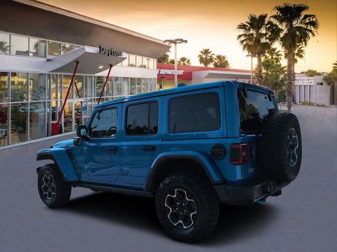 Used 2022 Jeep Wrangler Unlimited Rubicon 4xe w/ Steel Bumper Group AWD/4WD image 5