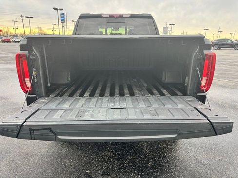 Used 2022 GMC Sierra 1500 AT4 w/ Technology Package image 13