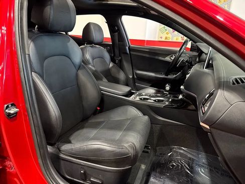 Used 2019 Kia Stinger GT1 AWD/4WD image 94