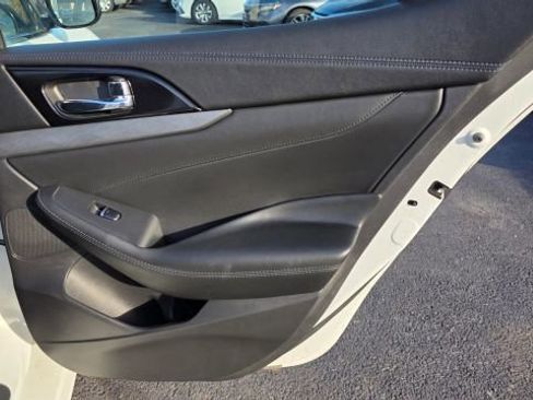 Used 2017 Nissan Maxima 3.5 S FWD image 43