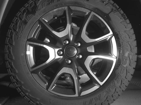 Used 2025 Jeep Compass Trailhawk AWD/4WD image 14