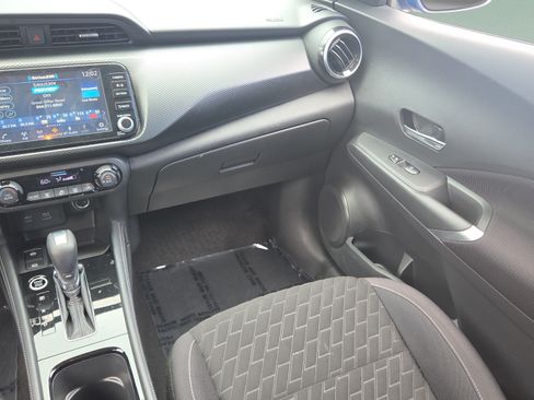 Used 2022 Nissan Kicks SV FWD image 14