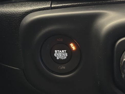 Used 2023 Jeep Wrangler Sport image 20