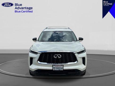 Used 2023 INFINITI QX60 Luxe w/ Cargo Package FWD image 3