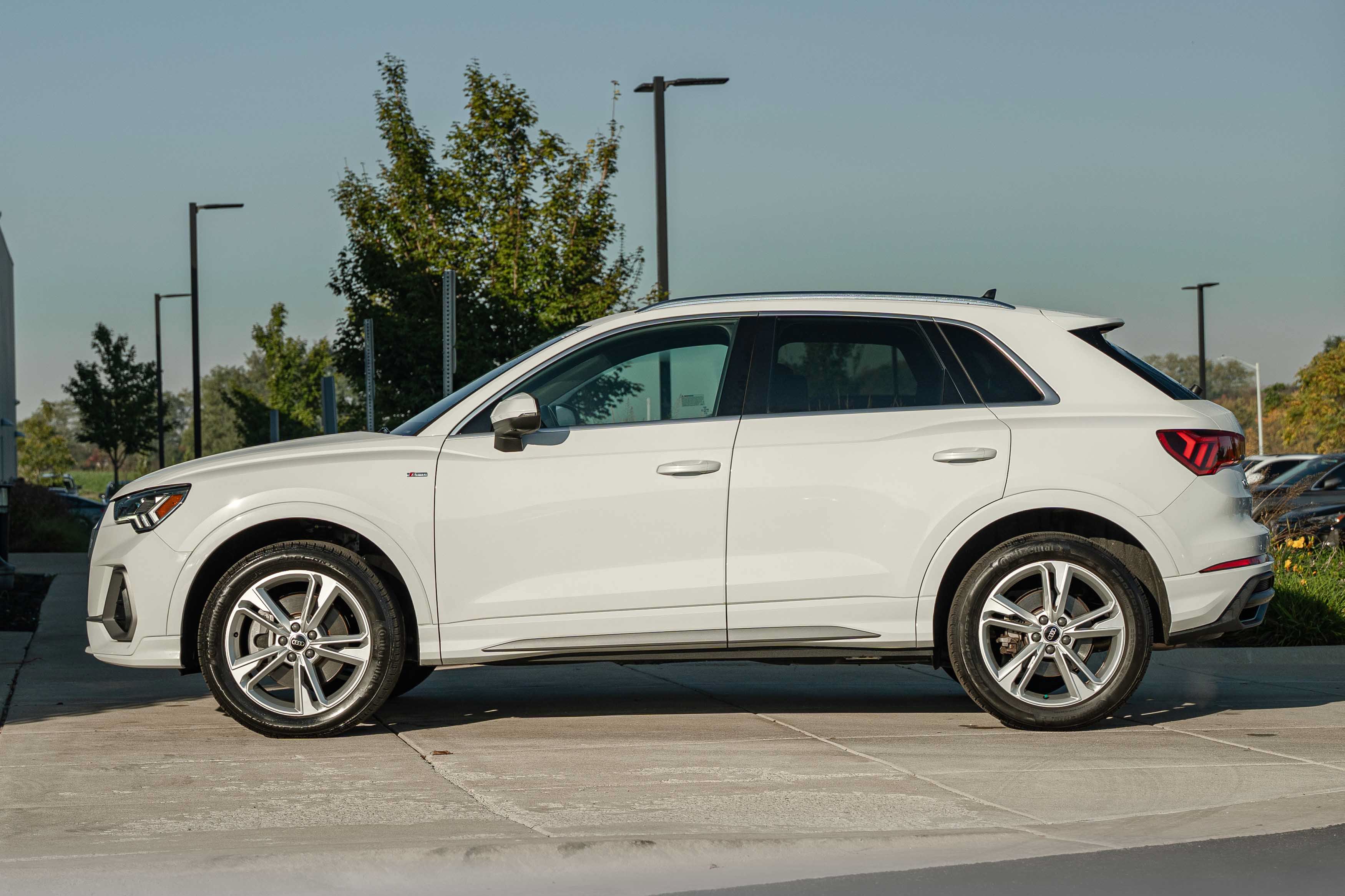 Certified 2024 Audi Q3 2.0T Premium Plus AWD/4WD image 6