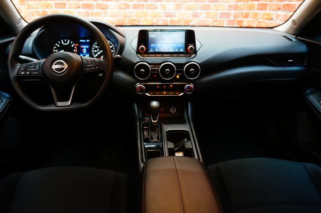 Certified 2025 Nissan Sentra S FWD image 10