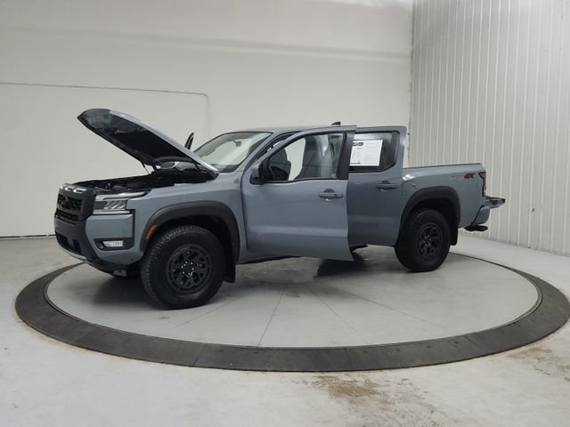 Used 2025 Nissan Frontier PRO-4X w/ Interior Protection Package AWD/4WD image 12