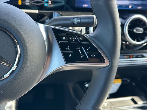 Certified 2026 Mercedes-Benz GLA 250 4MATIC image 19