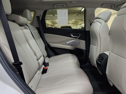 Used 2025 Acura RDX SH-AWD w/ Technology Package image 19