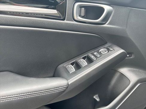 Used 2025 Honda Civic Sport image 14