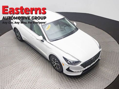 Used 2021 Hyundai Sonata Blue image 3