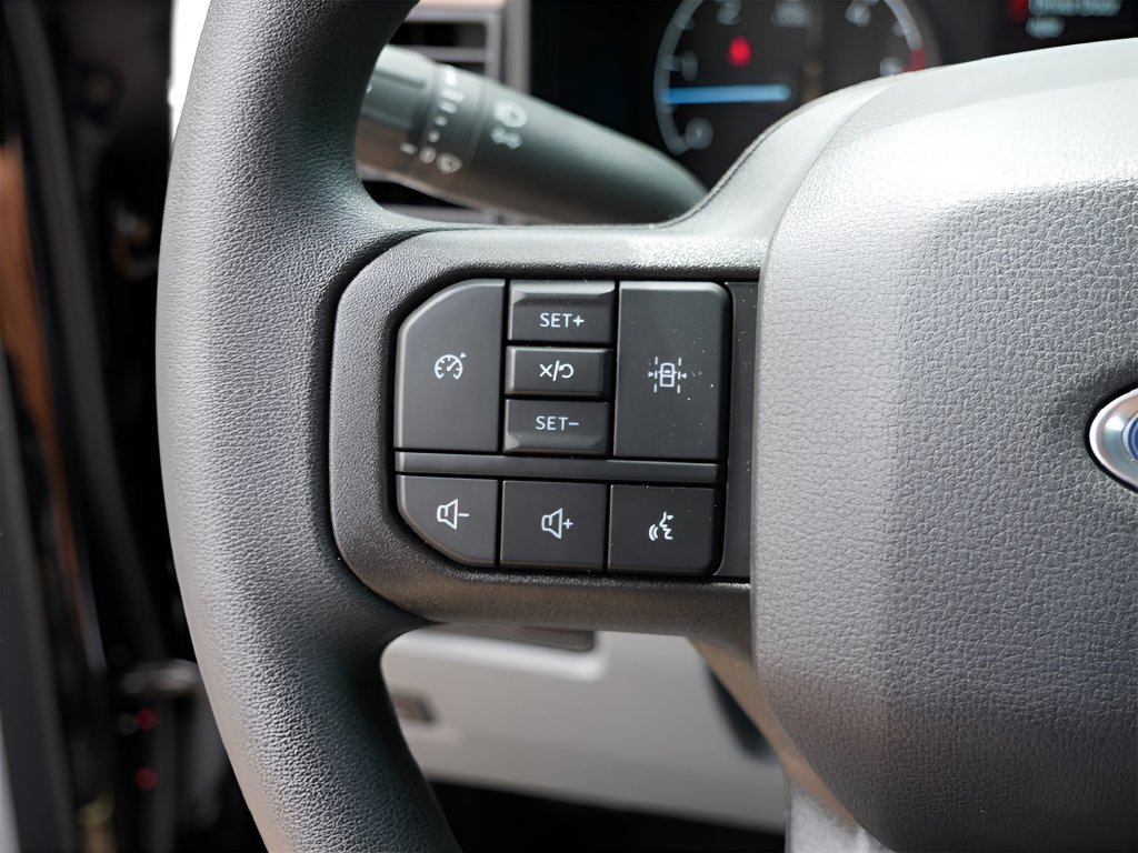 Used 2023 Ford F350 XL w/ Snow Plow Prep Package AWD/4WD image 18