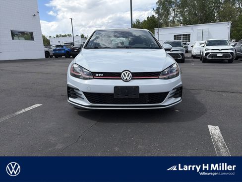 Used 2018 Volkswagen GTI SE w/ SE Leather Package FWD image 1