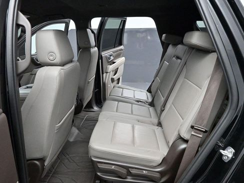 Used 2021 Chevrolet Tahoe LT AWD/4WD image 32