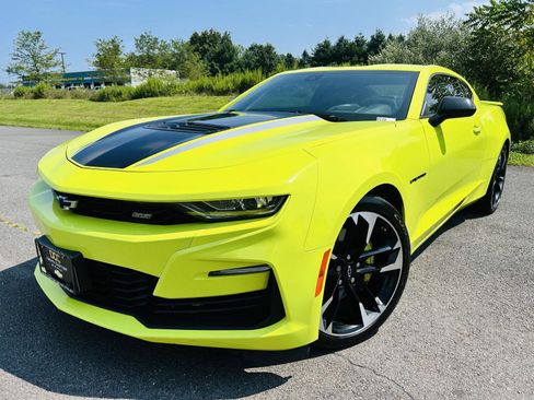 Used 2021 Chevrolet Camaro SS image 1