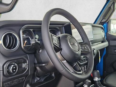 New 2026 Jeep Gladiator Sport image 3