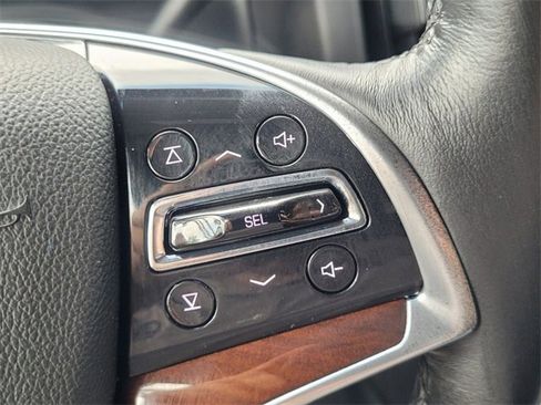 Used 2019 Cadillac Escalade Premium Luxury image 21