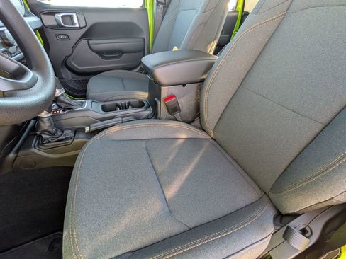 New 2026 Jeep Gladiator Sport image 15