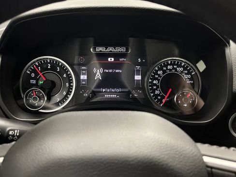 Used 2023 RAM 1500 Big Horn image 18
