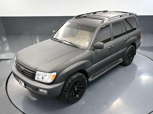 Used 2006 Toyota Land Cruiser image 61